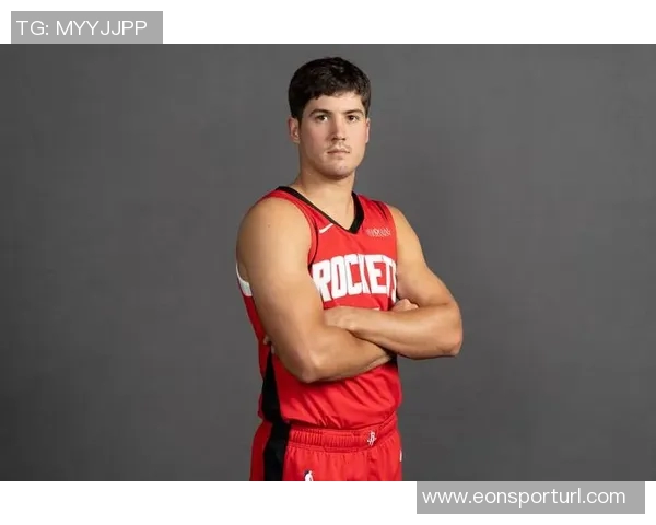 乌度卡强调谢泼德在KD身边的重要性今晚他成功找到进攻节奏 乌度卡强调谢泼德在KD身边的重要性今晚他成功找到进攻节奏