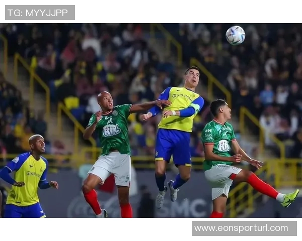 英媒称沙特有意明夏引进B费C罗曾与他沟通 英媒称沙特有意明夏引进B费C罗曾与他沟通